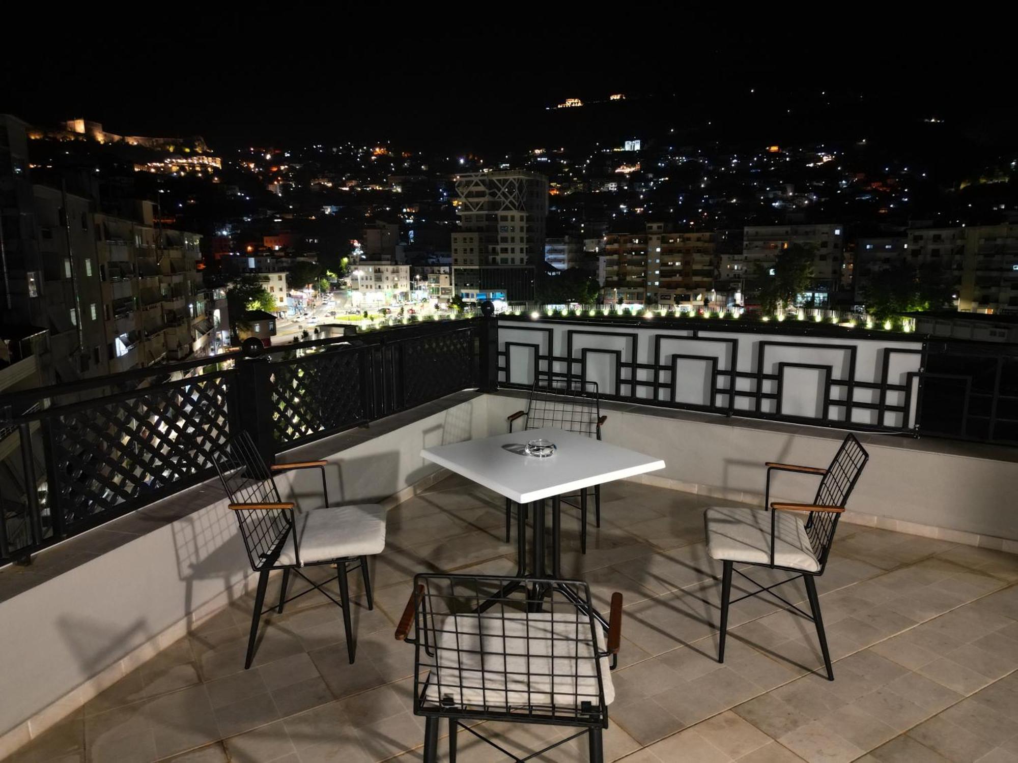 Rs Skendo Apartments Гірокастра Екстер'єр фото